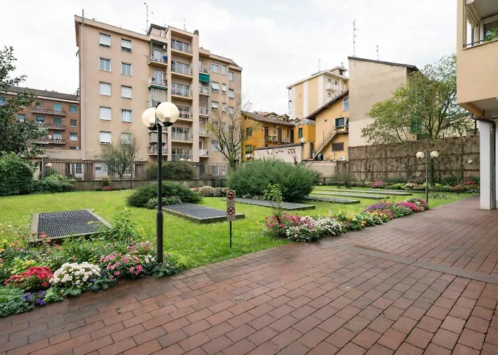 Private Parking - Stylish Navigli Loft Milán