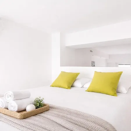 Private Parking - Stylish Navigli Loft Apartment *