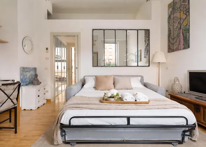 Apartment Private Parking - Stylish Navigli Loft Milan