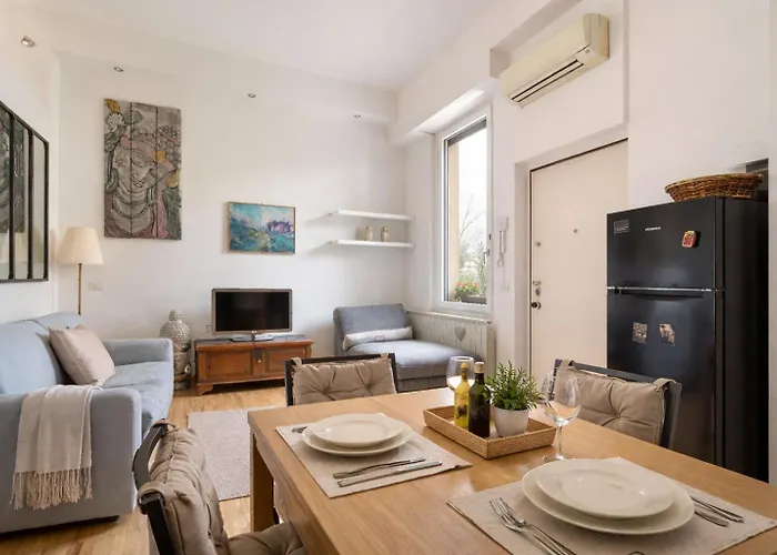 Apartment Private Parking - Stylish Navigli Loft